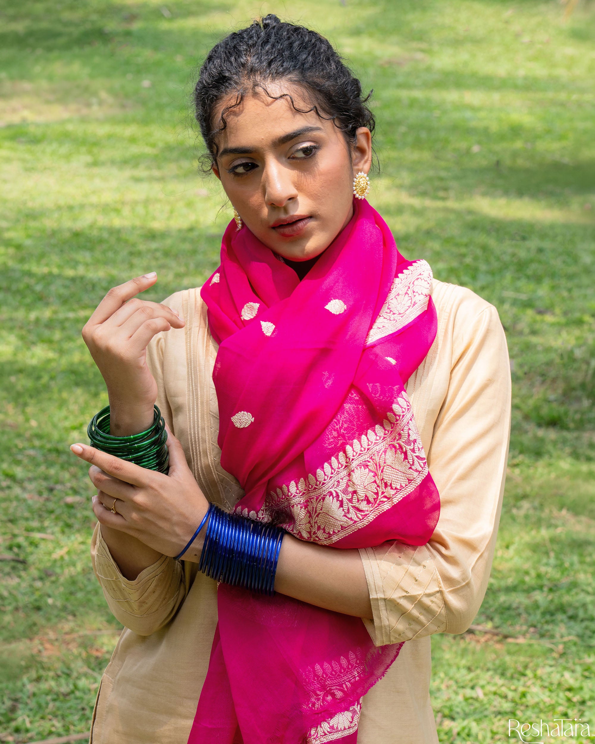 Fuchsia Pink Chiffon Georgette Banarasi Handloom Kadhua Dupatta