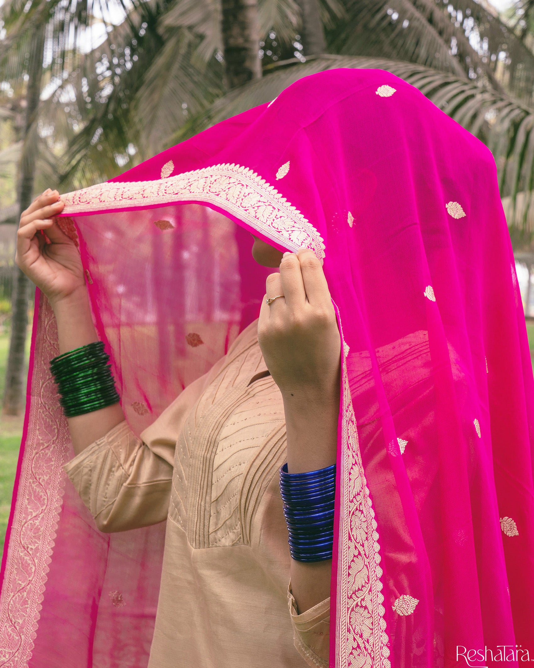 Fuchsia Pink Chiffon Georgette Banarasi Handloom Kadhua Dupatta