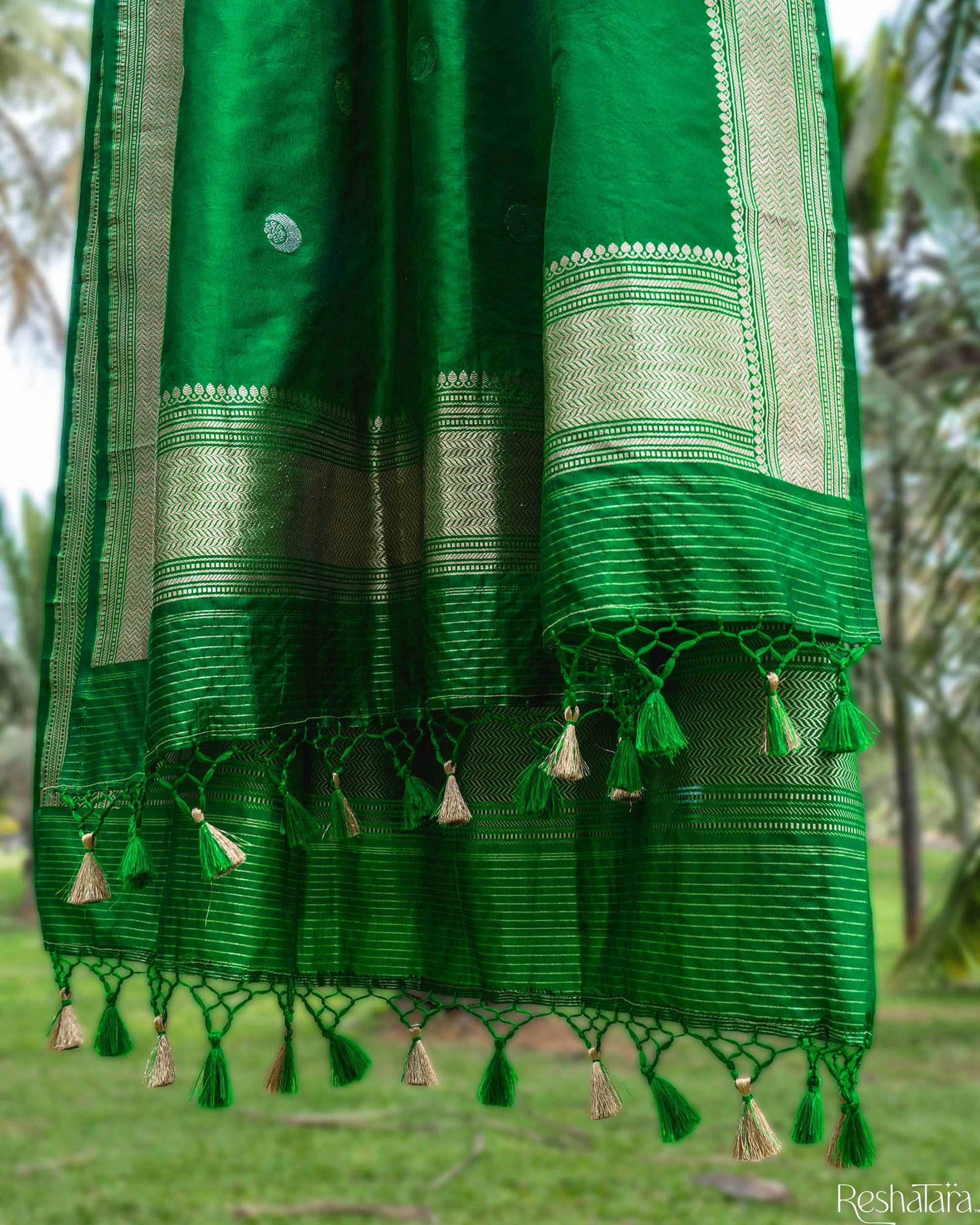 Bottle Green Pure Katan Silk Banarasi Handloom Kadhua Dupatta