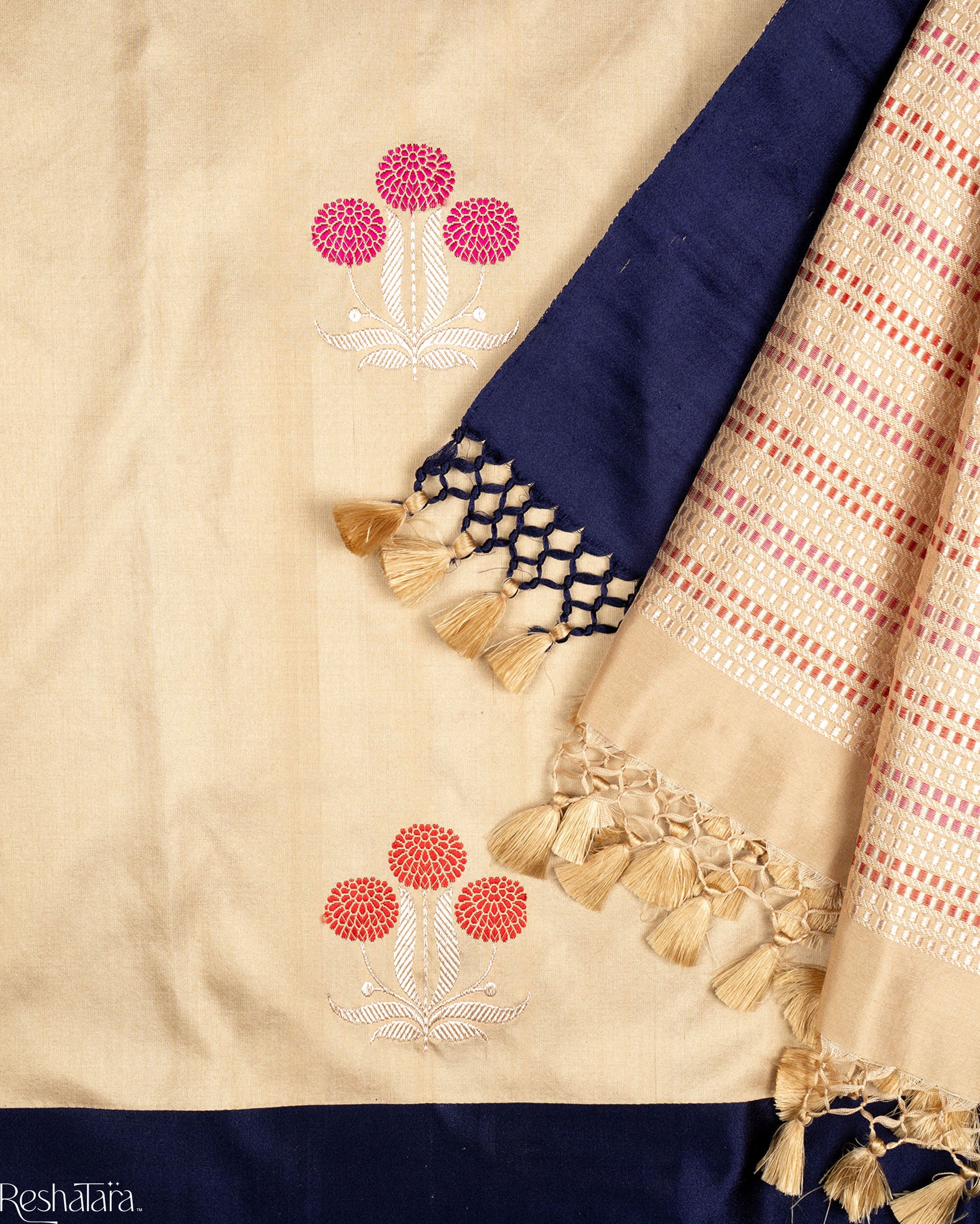 Beige Meenadar Kadhua Pure Katan silk Banarasi Handloom Saree