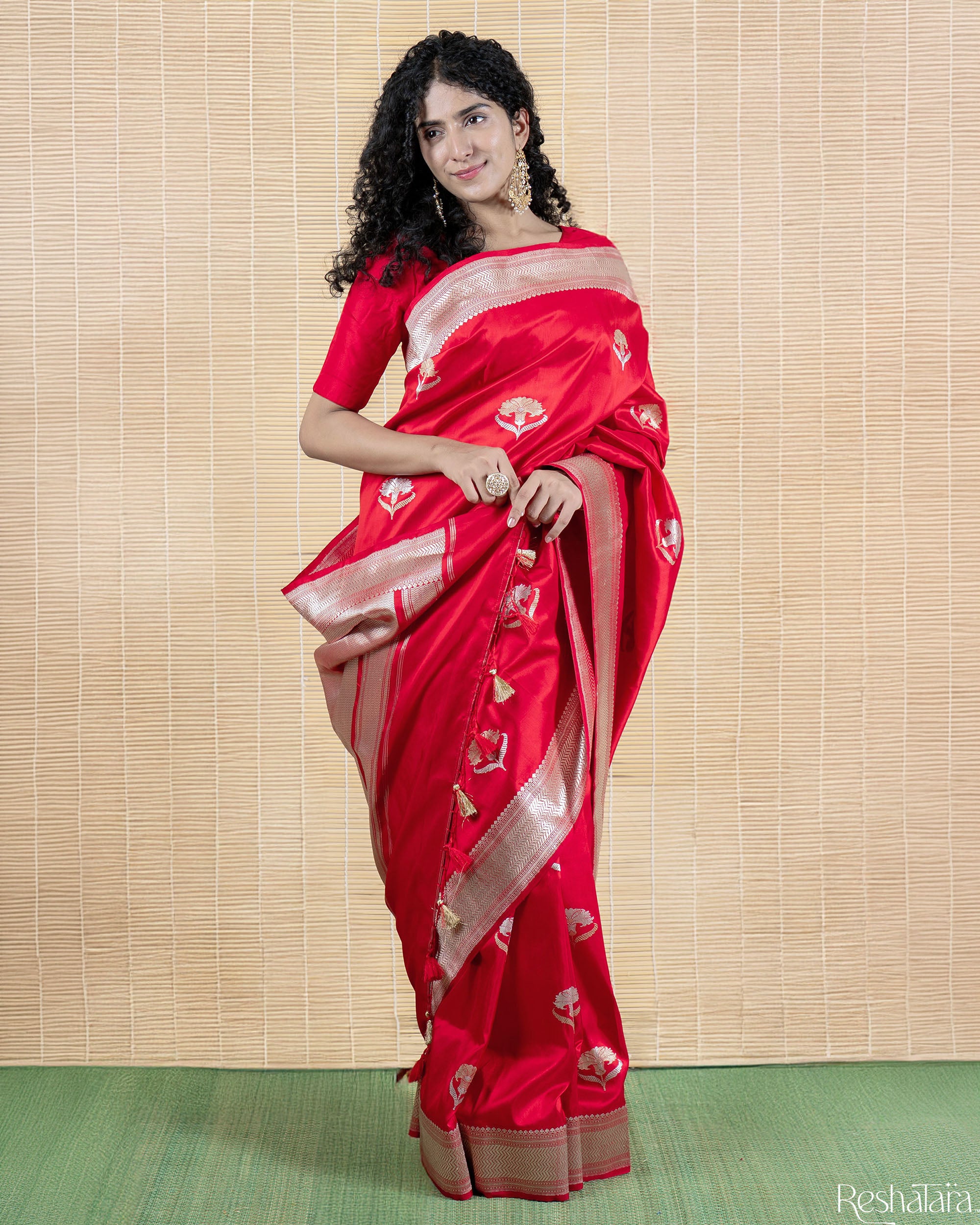 Vibrant Red Sona Rupa Kadhua Pure Katan Silk Banarasi Handloom Saree