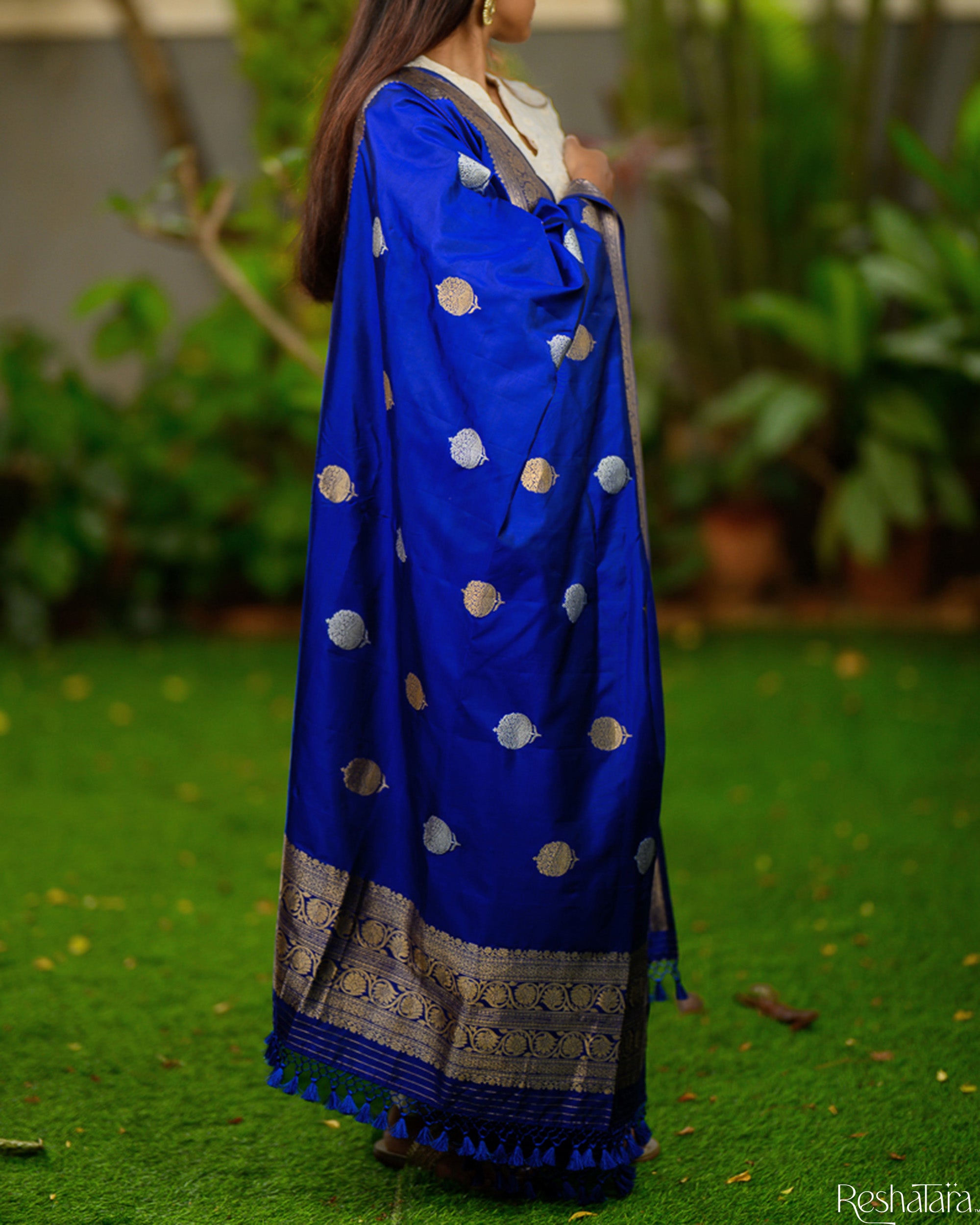 Royal Blue Pure Katan Silk Banaarsi Handloom Kadhua Dupatta