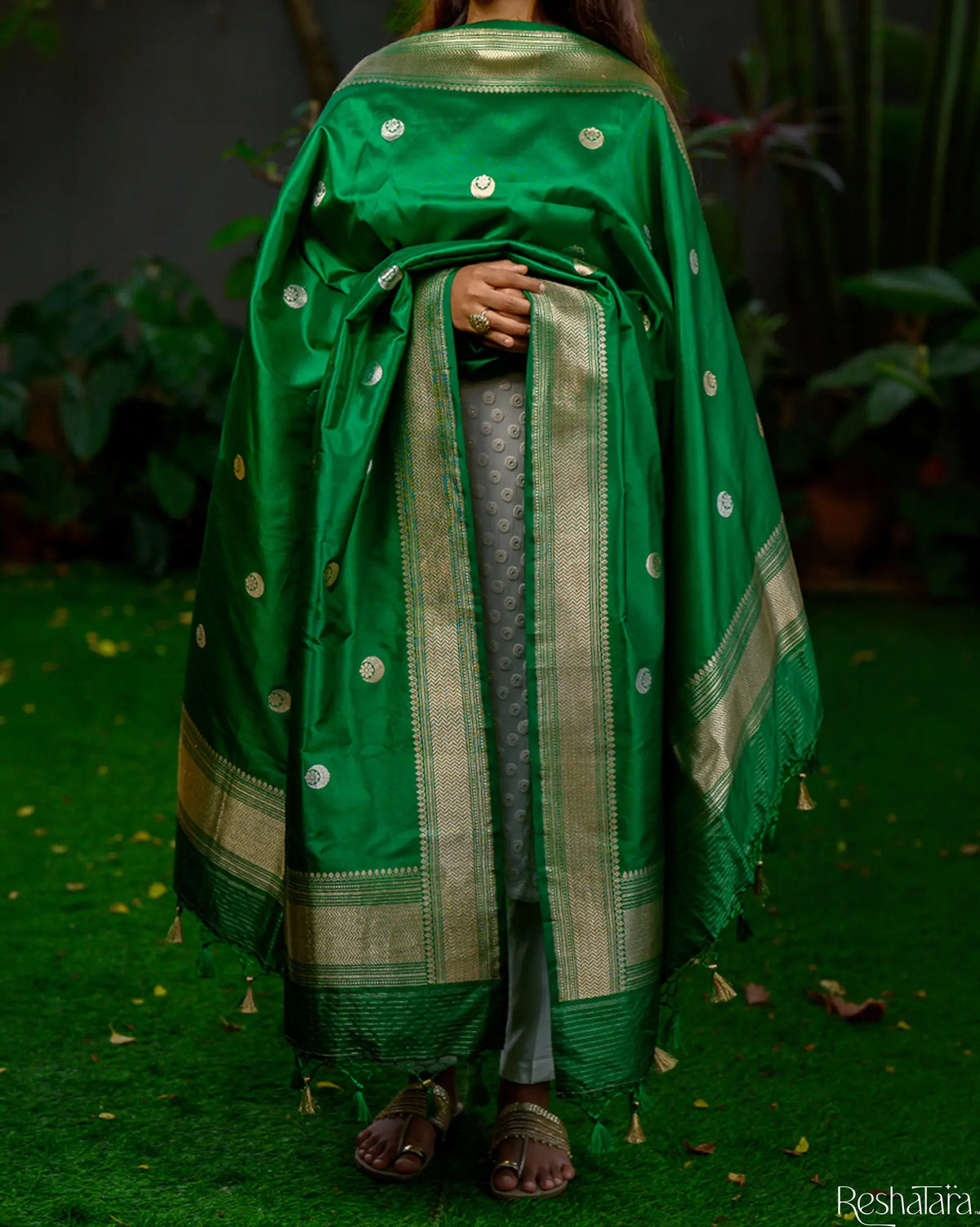 Bottle Green Pure Katan Silk Banarasi Handloom Kadhua Dupatta