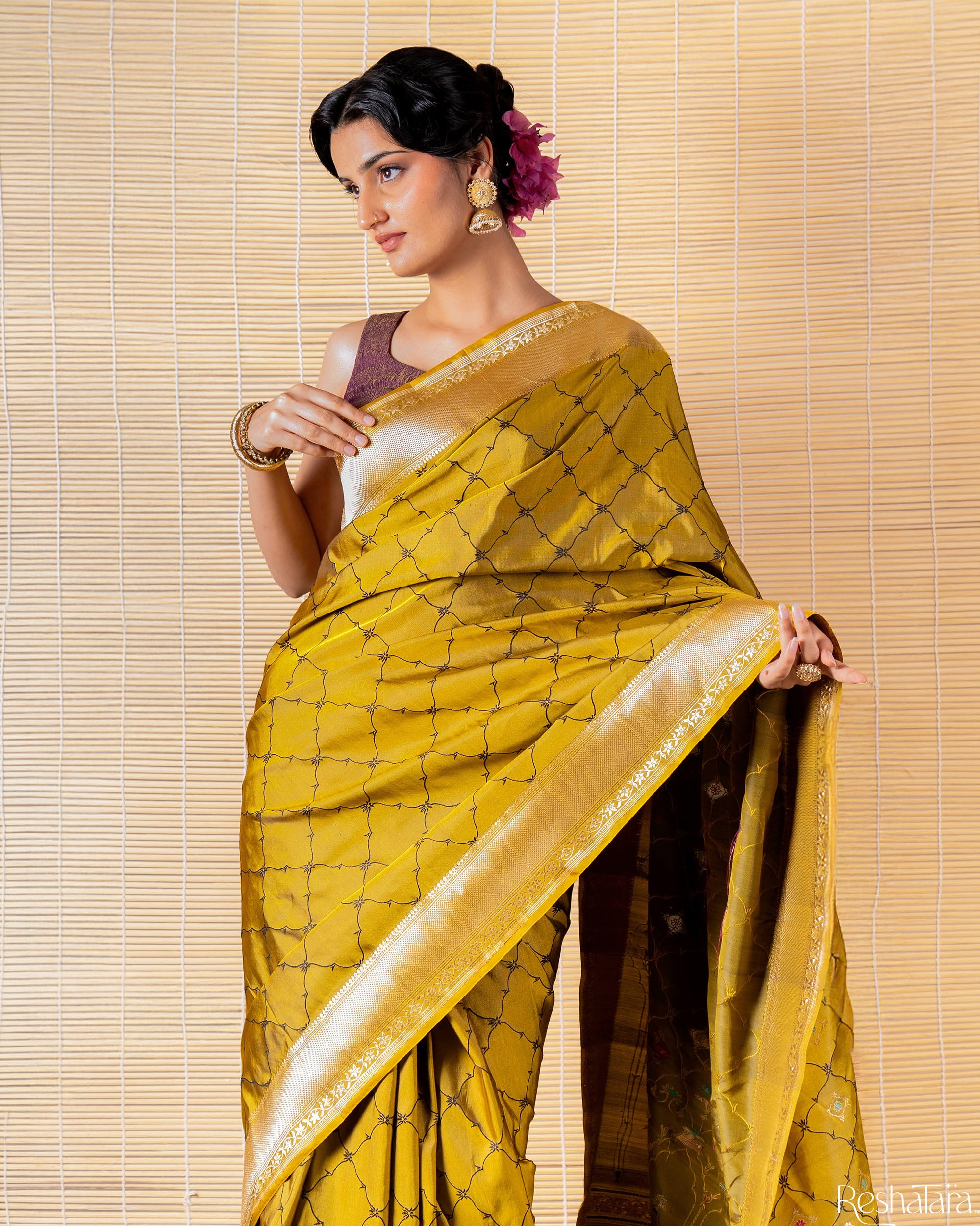 Dusty Olive Green Meenadar Tanchoi Pure Katan Silk Banarasi Handloom Saree