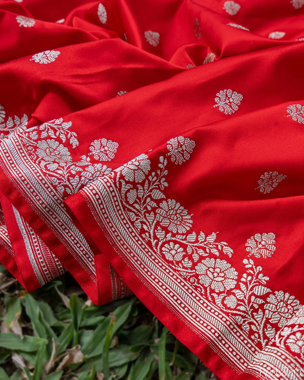 Classic Red Mulberry Silk Banarasi Handloom Dupatta